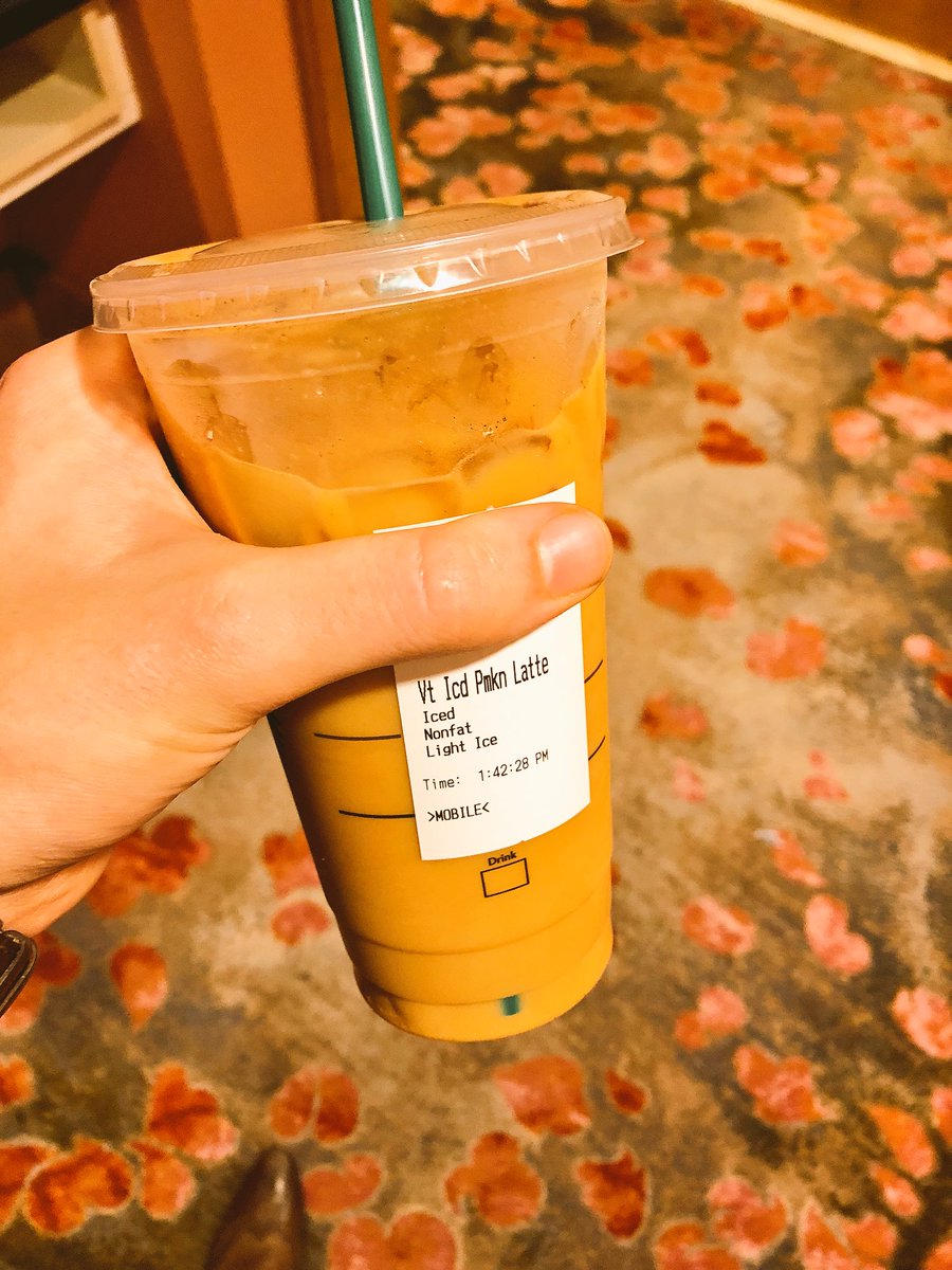 JD_struggles's tweet photo. Never too early #PSL https://t.co/JetH5V6fMO