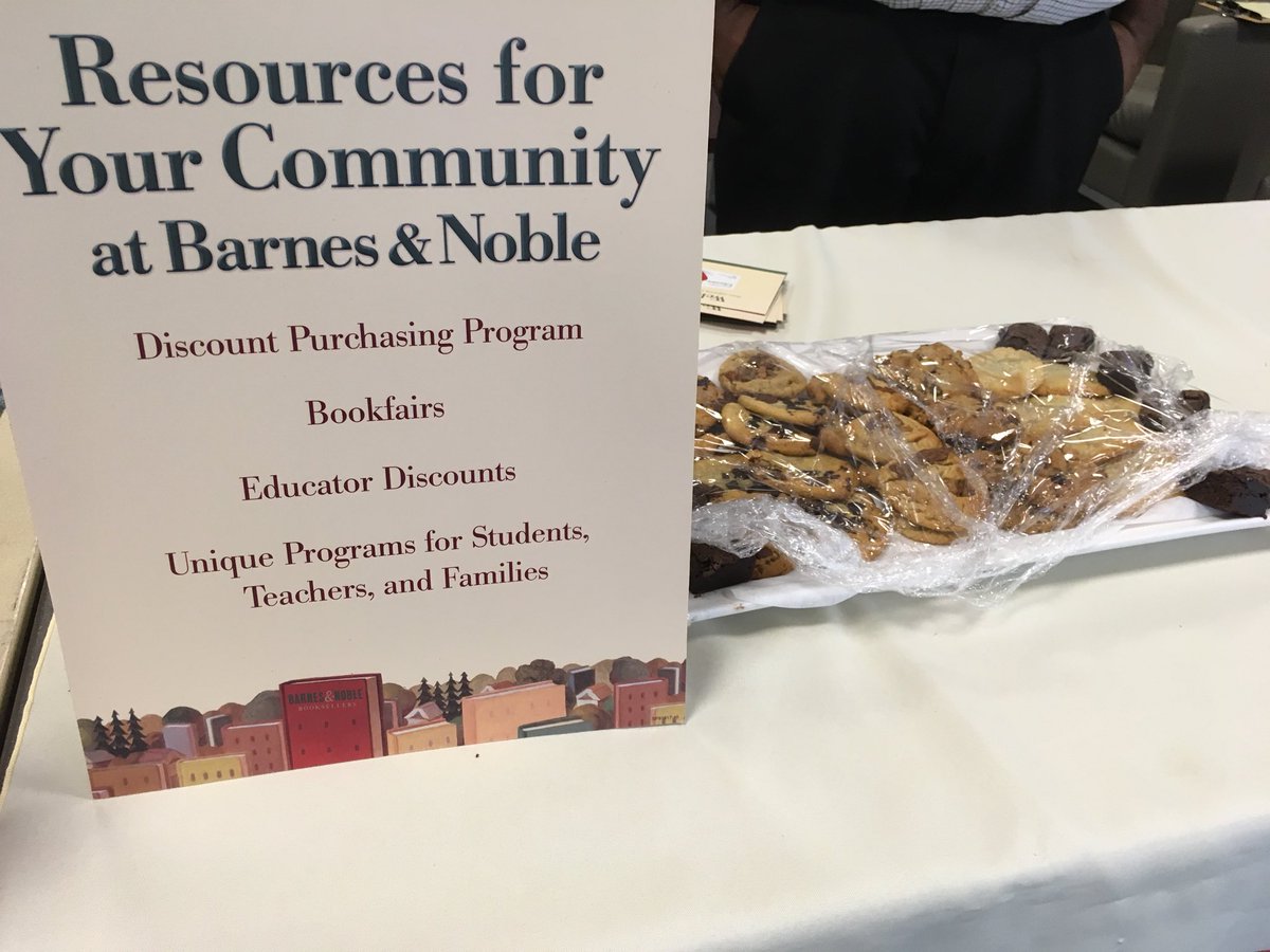 burlingtonhr's tweet photo. The BHS lobby is the place to be today at #BPSCON - discounts and goodies galore! https://t.co/8yeNpEmgxl