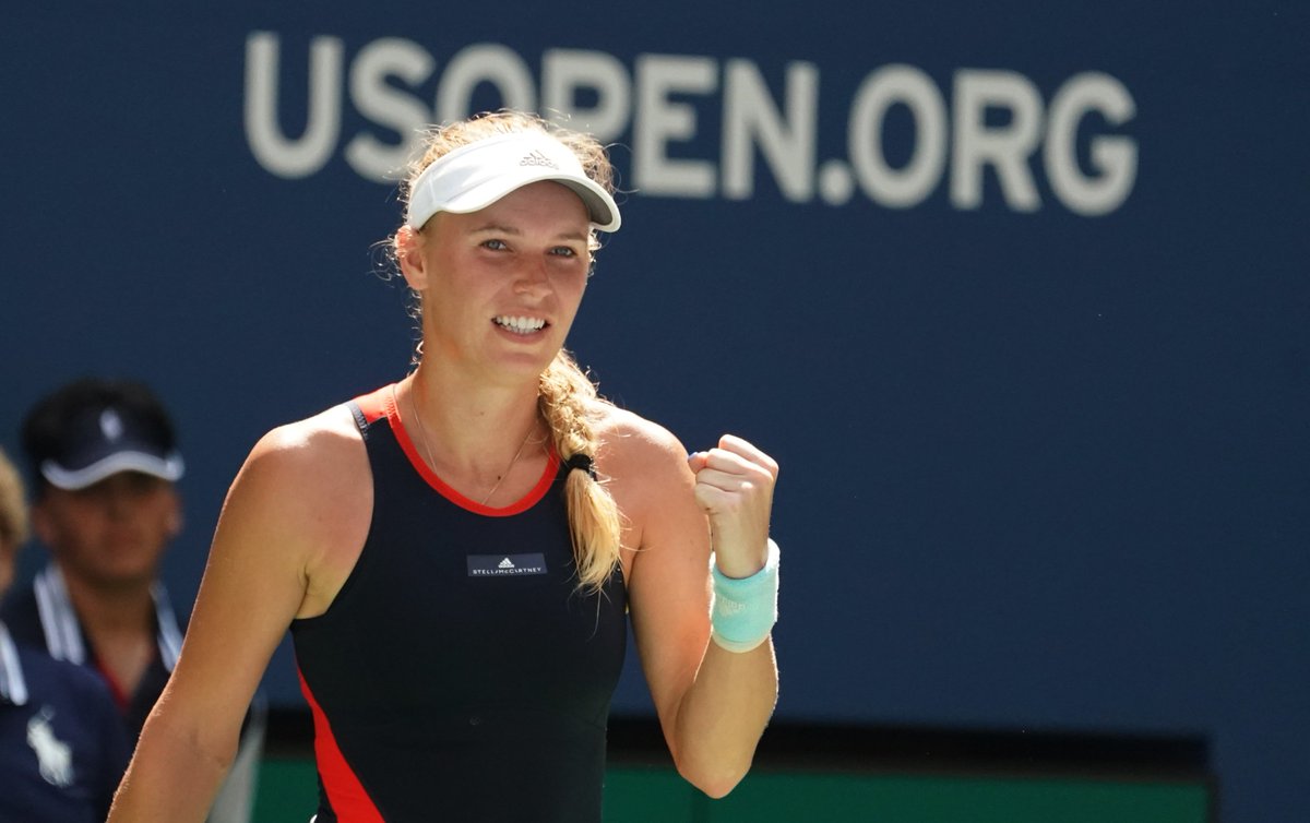 CAROLINE WOZNIACKI - Página 8 DltImEOXcAA2sHT