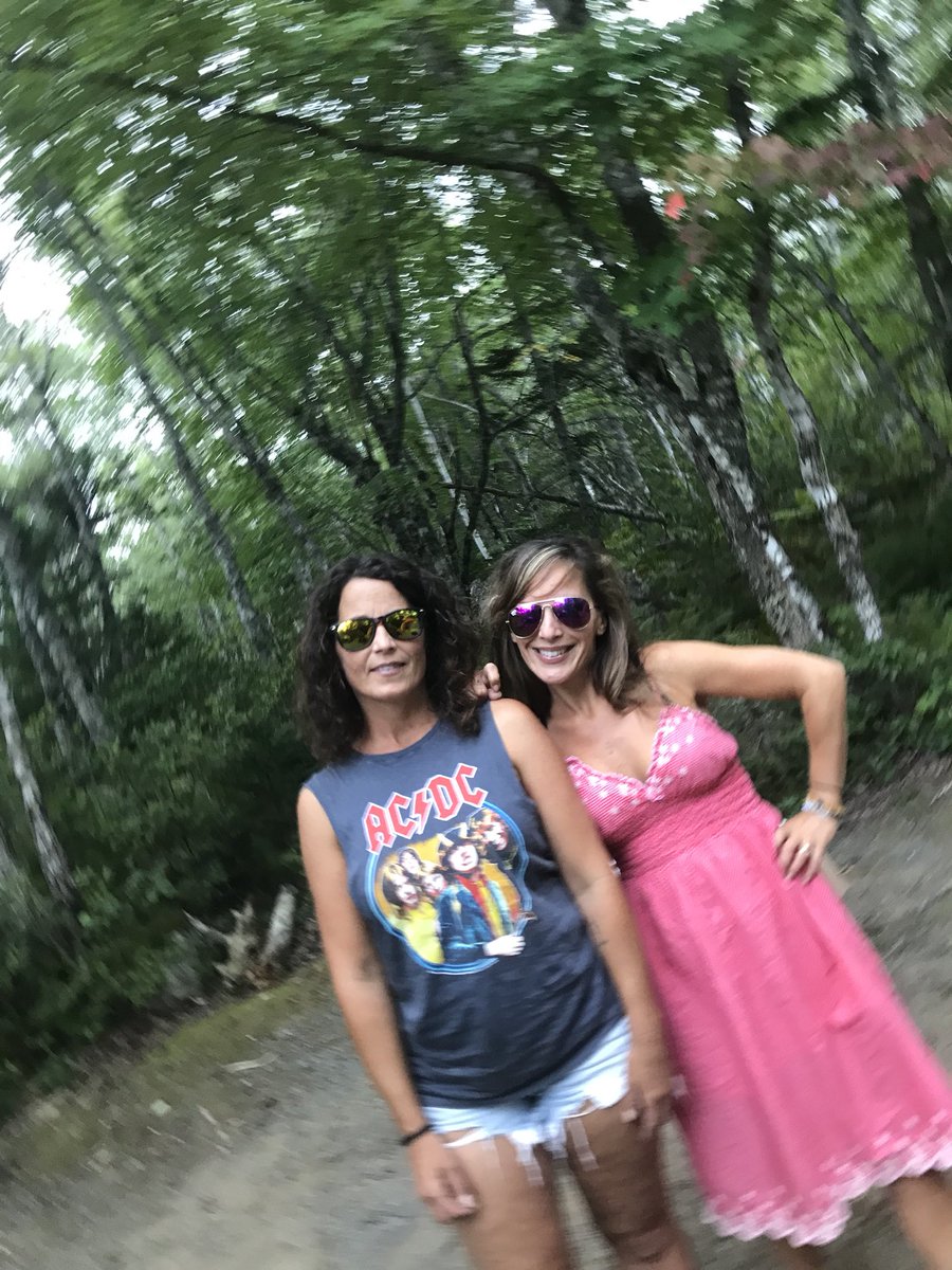 Melissa35158868's tweet photo. Camping dance party with my sis, girlies, and their friends at Thomas Raddall #apparentlyidontactlikeothermoms 😂 #camping #hotdogsfordays #sisters https://t.co/mERvF7bHUb