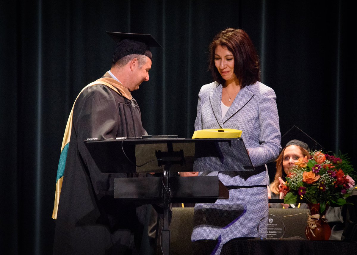 WI_DSPS's tweet photo. #WIDSPS Secretary Gutiérrez was honored to deliver the commencement address at Rasmussen College – Green Bay! #WIWorking https://t.co/gEtKWi9SB7