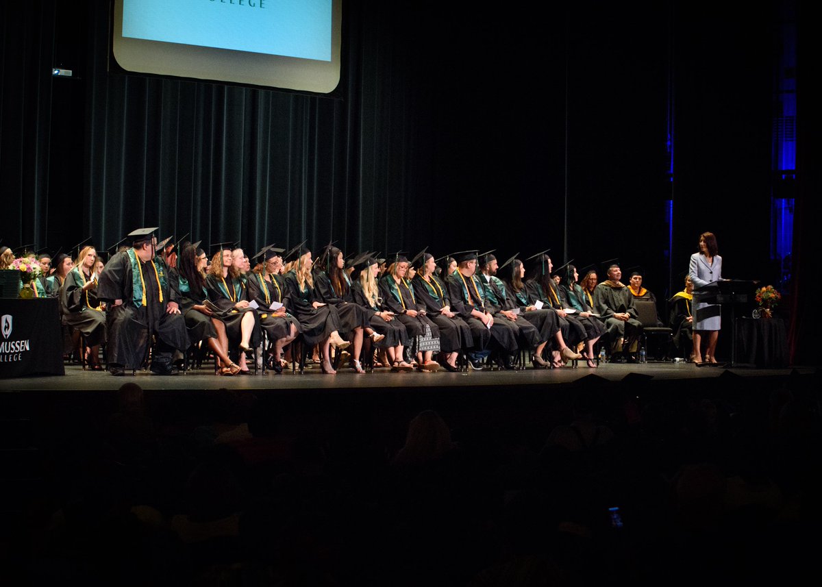 WI_DSPS's tweet photo. #WIDSPS Secretary Gutiérrez was honored to deliver the commencement address at Rasmussen College – Green Bay! #WIWorking https://t.co/gEtKWi9SB7