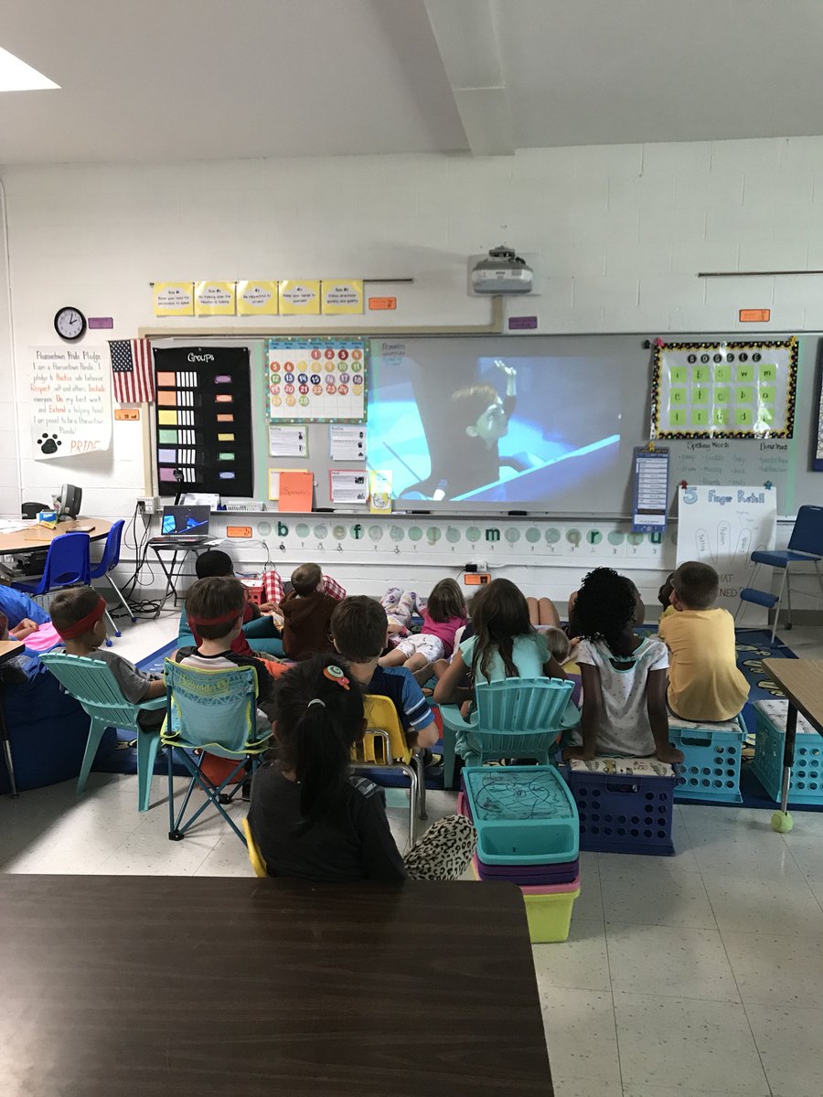 msmurphy2018's tweet photo. When your class and parents are the Bomb! You have a movie/pj day for one of your Boosterthon incentives!! #number1 #mindspark #murphysmountaineers #cantstopwontstop #$200classgoal @PrincipalTeal @AndreaPetiferED @PtownElem @DurhamPublicSch @UniteSchools https://t.co/BOUOvSHUAB