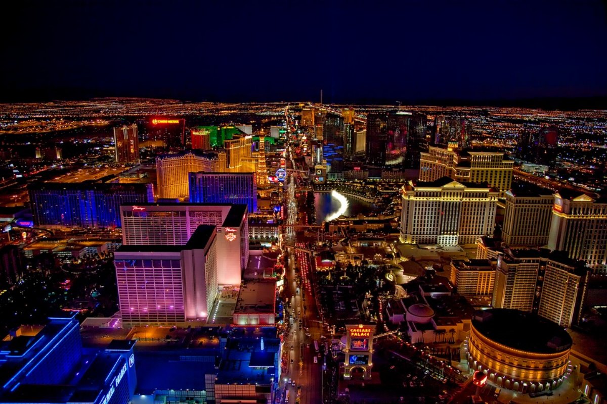 theotheroomlv's tweet photo. There's no place in the world we'd rather be. https://t.co/iYIPX1kiwO