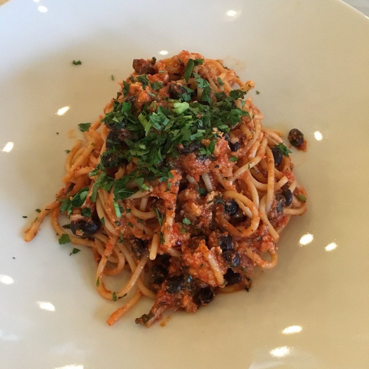 foodychewy's tweet photo. What a delicious #italian #dinner @PivaRestaurant #newwestminster #seafood #spcies #pasta https://t.co/u3rGvTVcqi