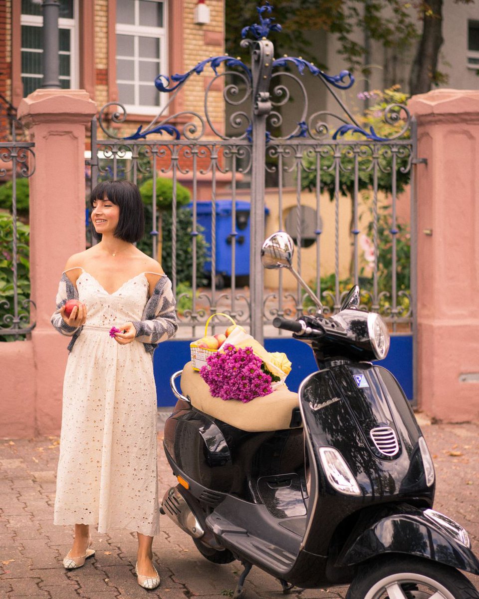 TbyMallano's tweet photo. The New French Brand Called BA&amp;SH That I Love https://t.co/vsBj9CmVpU https://t.co/8v0aLDsmsf
