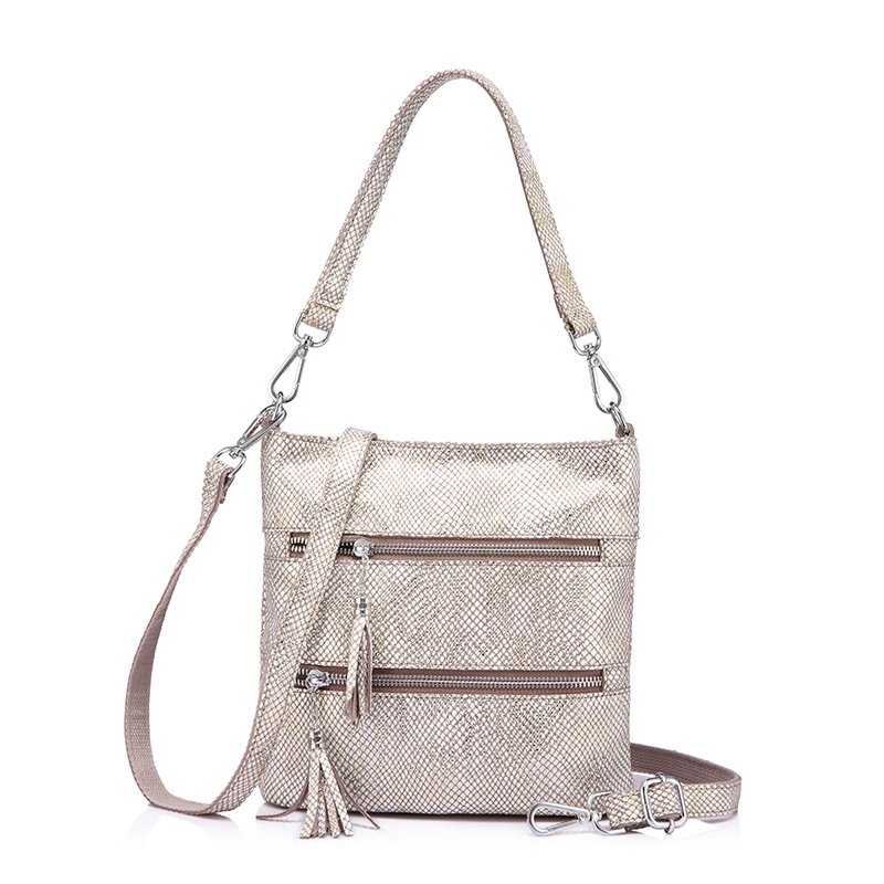 freyexpress's tweet image. FREE Shipping
Up to 70% off
freyexpress.com
Follow us @freyexpress

#leatherbags #handbagshop #handbags #handbagseller #handbagonline #handbaglover #crossbodybag
#handbagsale #handbagsforsale #handbagonlineshop #DiscountLeatherBags #WomenLeatherBags #fashionbag