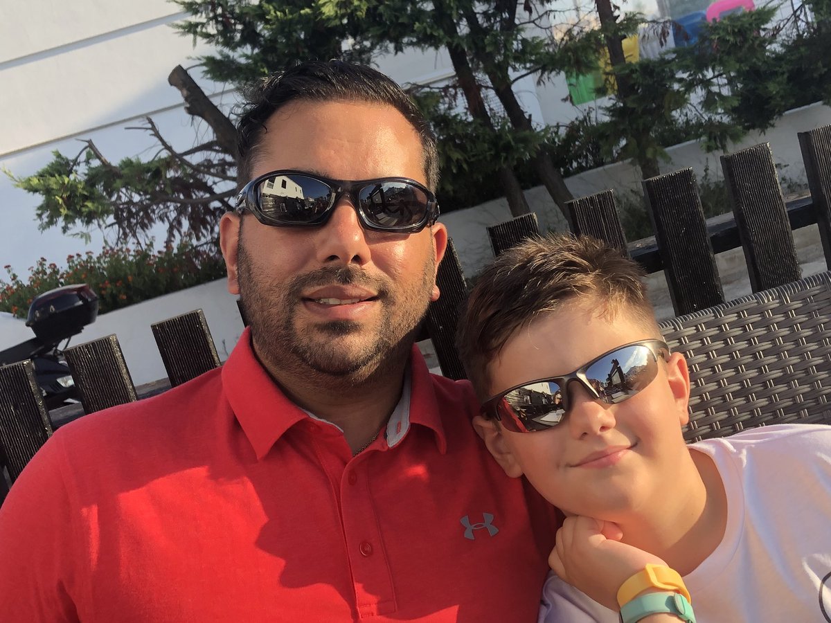 janeylanehaque's tweet photo. Starting to feel sad that our island trip is drawing to a close @pcs_andyh #minorca #calanporter #ourhappyplace https://t.co/nxNdbfJKlK