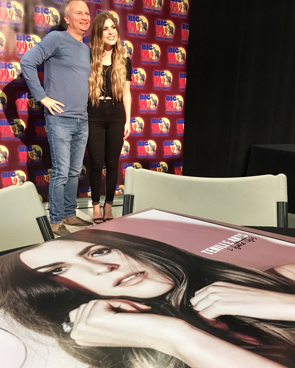 TENILLE ARTS tweet media