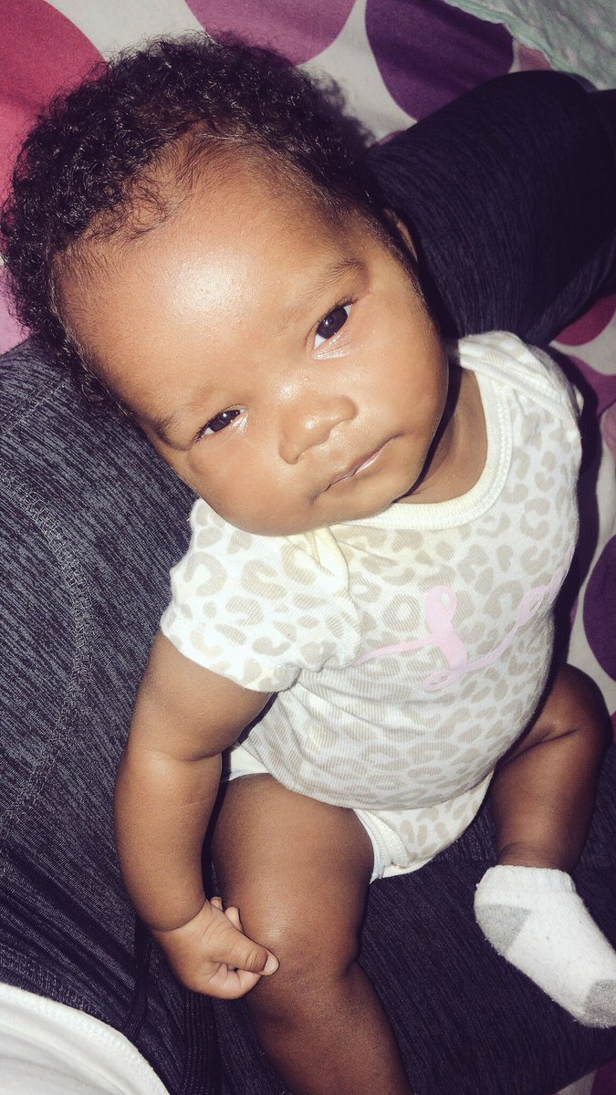Doe684L's tweet photo. BABYGLO✨ literally #histwin😍 https://t.co/ZmNqMVt35r