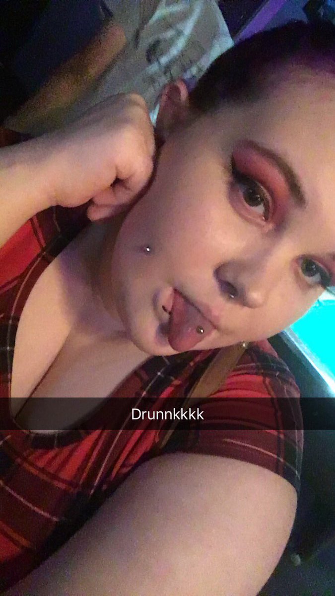 RiotPrincess97's tweet photo. 21st bday pics!! Yesterday was amazinggggg https://t.co/QEu2xCMohR
