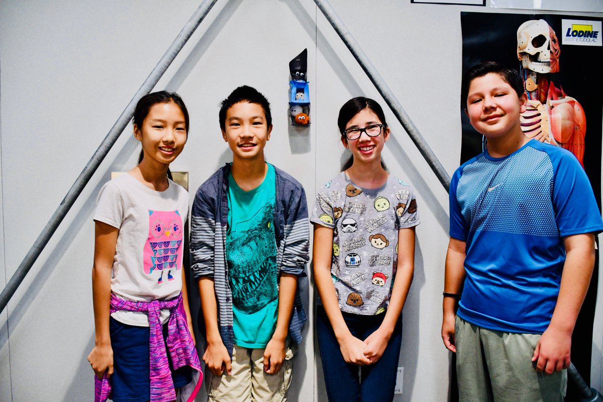 WVUSD_Tweet's tweet photo. Engineering Challenge! @CMSCougarsDB @MrsNajeraCMS Design-Based Learning 7th grade core tasked with designing an innovative classroom perch with limited resources for a pompom named Harry. Today, groups presented projects for classmates. Brainstorm. Share Ideas. Build! #STEAM https://t.co/3PBZ7CVCuT