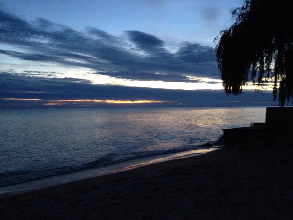 traceyram's tweet photo. So much love for the majesty of #LakeErie - I have spent my entire life on her shores & am committed to protecting her together! My National Freshwater Strategy will help focus efforts. #waveofsupport #ilovemylake #WeAreLakeErieDay @envirodefence @FreshwaterFutur @H20Alliance https://t.co/qpnComCVF7