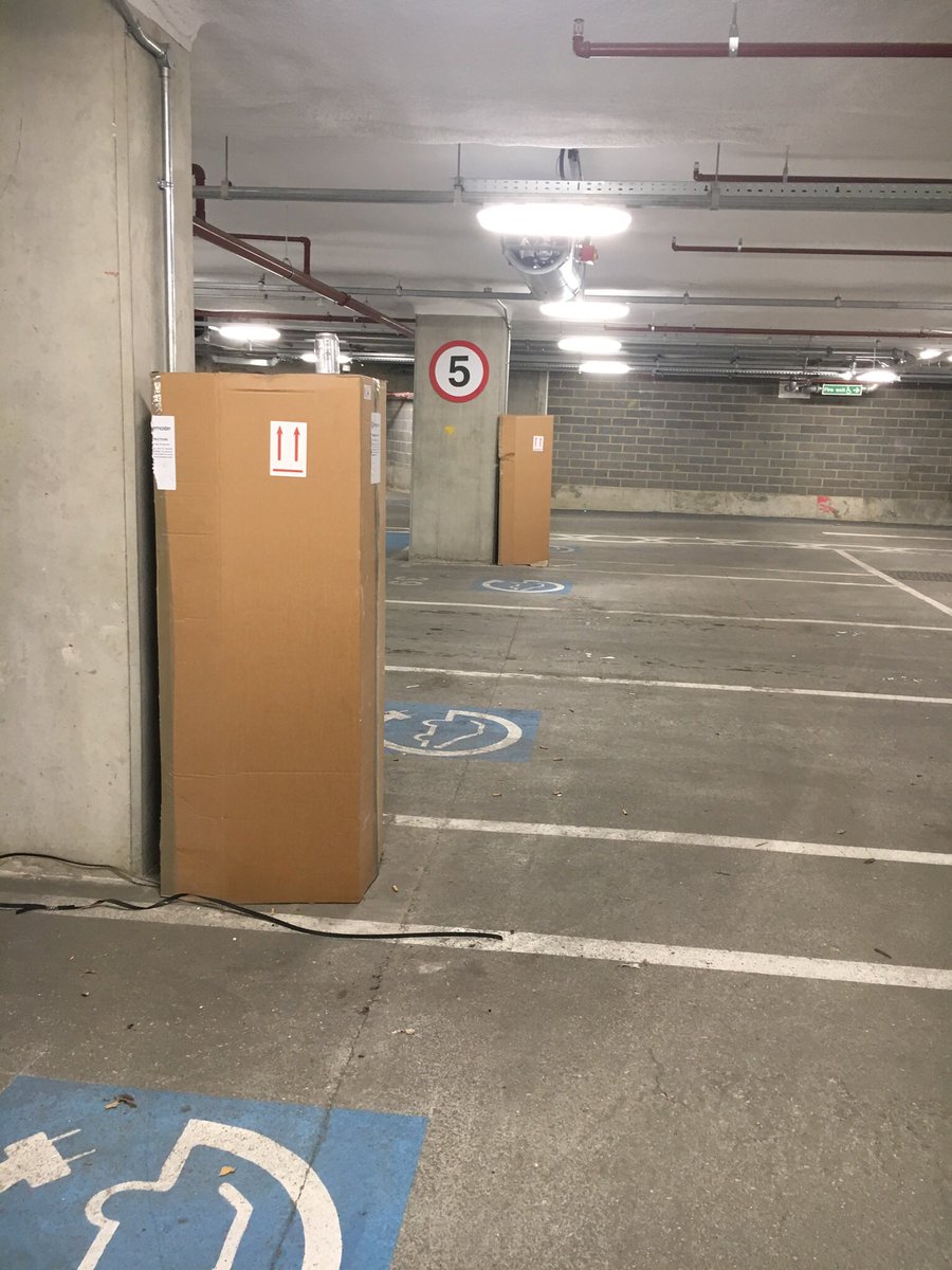 john_battles's tweet photo. #levec #electrictaxi these charges although not on yet are in @DecathlonUK Surrey quays , about 12 I reckon https://t.co/KB19BMiiZb