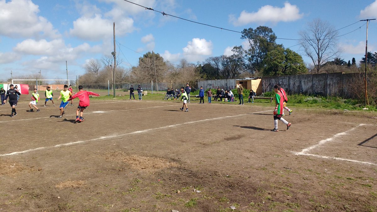 maxiaperalta's tweet photo. Sos un fantasma @GBonnemezon le decís a compañeros q tenés enemigos personales!a kien le querés robar los clubes? Sí con tu gestión de 10 años en el deporte en @MunicipioBrown tenés solo 6 clubes jugando la liga municipal...
#deportexladignidad
#fibas
#deportesocial https://t.co/dNMukpw7CX