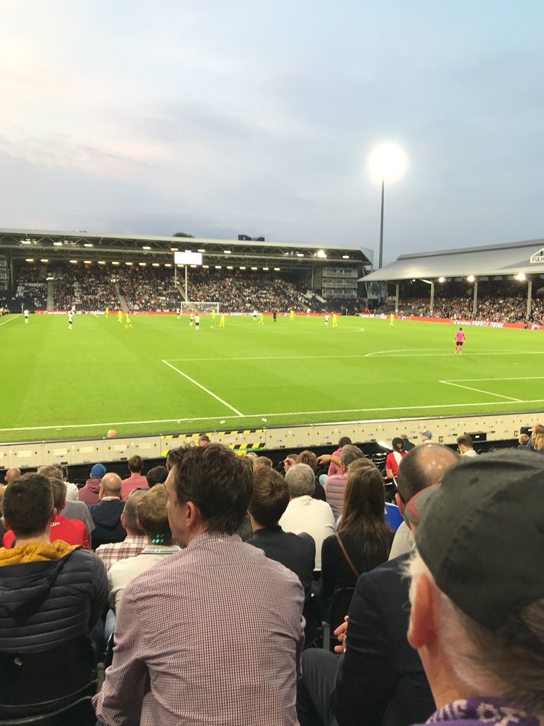 ThreeAtDaBack's tweet image. A lovely pod outing to the Cottage in the away end at Fulham v @OfficialECFC * reads @MundialMag  once*