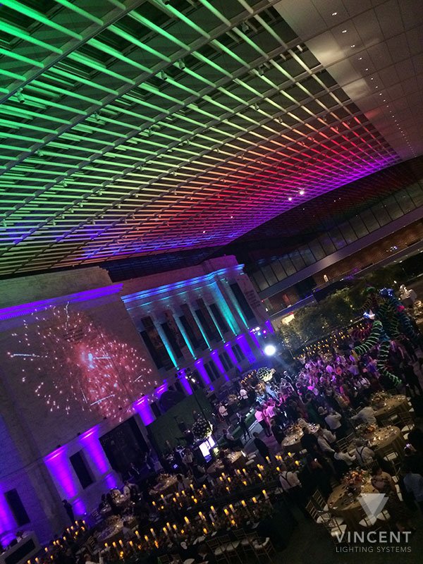 vincentltg's tweet image. 150 wireless Astera Ax5 LEDs lit this wedding at @ClevelandArt. Contact us to learn how we can brighten your next event. Event Planner: Kim Singerman, @NoteworthyEvnts. Pics: Chris Meyers. #weddinglighting #receptionlighting #eventlighting #wirelesseventlighting