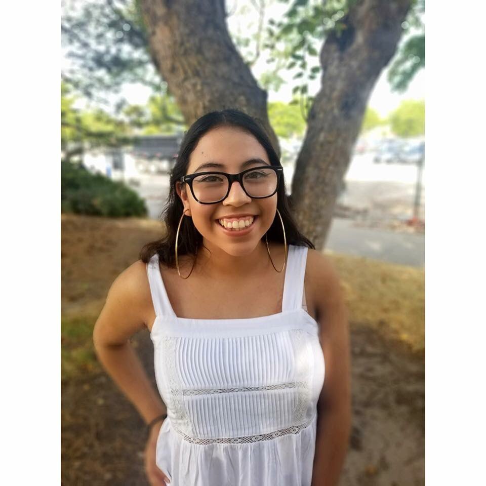 kdchiutah's tweet photo. Happy Birthday to our Amazing sister Amy! Hope your day is as lovely as you are!❤️ #AugustBaby https://t.co/P4V29Ol3vZ