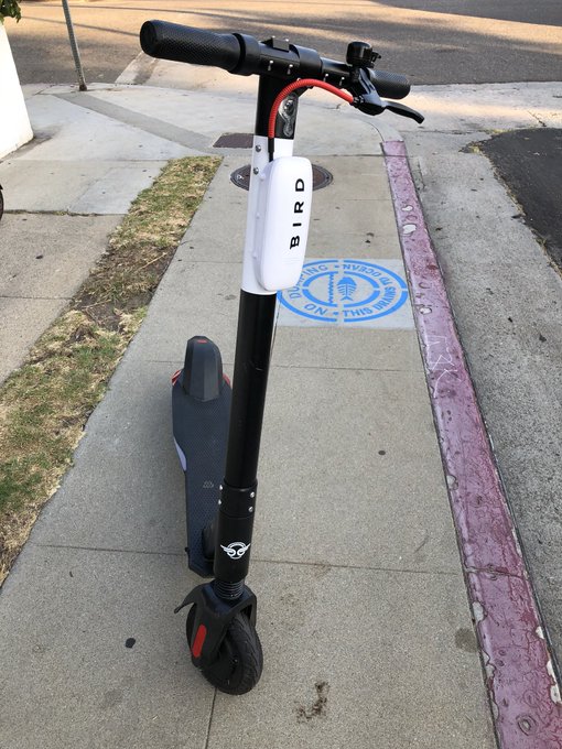 Left out on the street in Venice: a new Bird scooter (possibly a prototype). I&rsquo;d heard a new model is<a href="/tag/io17"class="tags"><span>#io17</span></a>