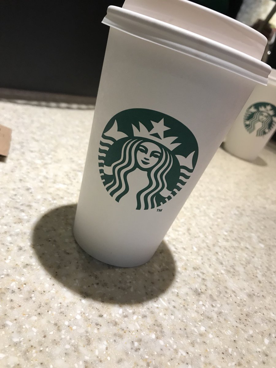 Miranda__TV's tweet photo. THE PUMPKIN SPICE LATTE IS BACK!!!!!!!!!! @Starbucks #PSL #PSLForLife https://t.co/kn8ewPKHuJ