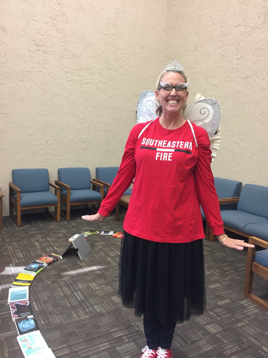SteelmanLib's tweet photo. The fun has begun! Come stop by the open house! https://t.co/fCXZ03hRSQ