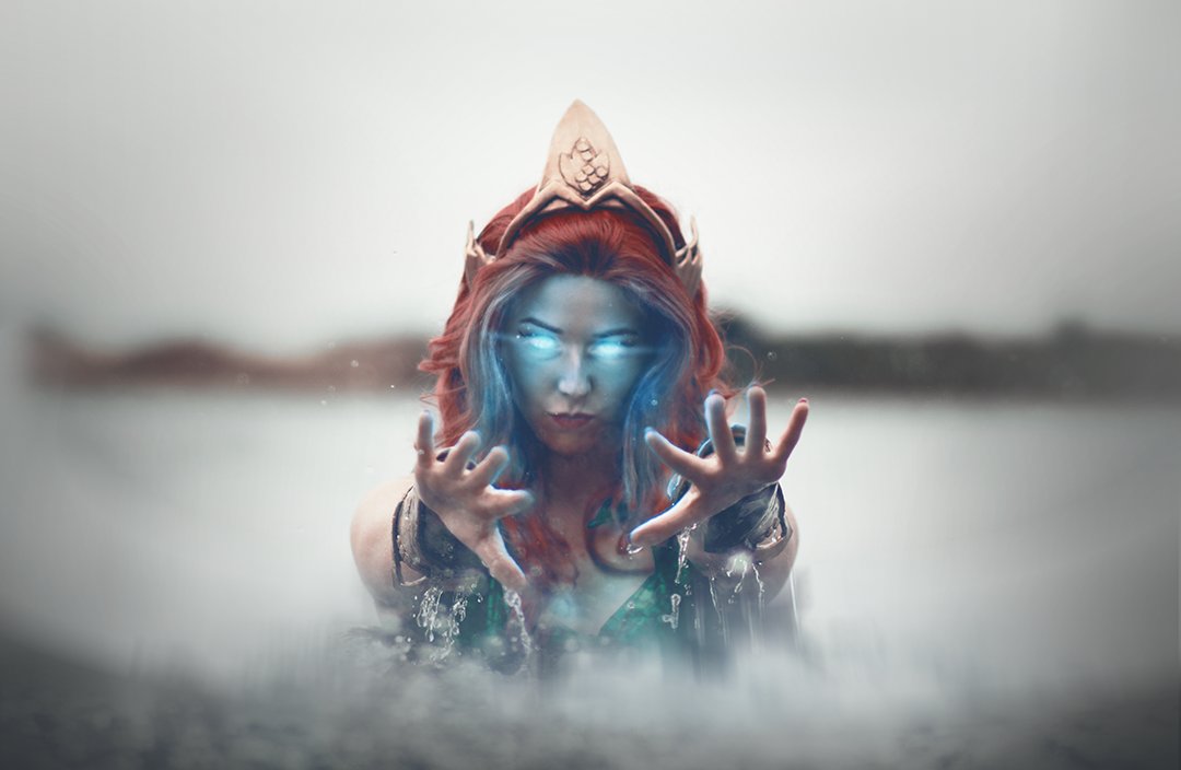 JFHCosplay's tweet photo. 🌊 Feel the wrath of the sea! 🌊
@yoreljenkins is a pure bean &amp; absolute picture magician 📸 👸

#mera #meracosplay #queenmera #atlantis #xebel #dccosplay #dccosplayersinternational #dceu https://t.co/dWbvLF1QJf