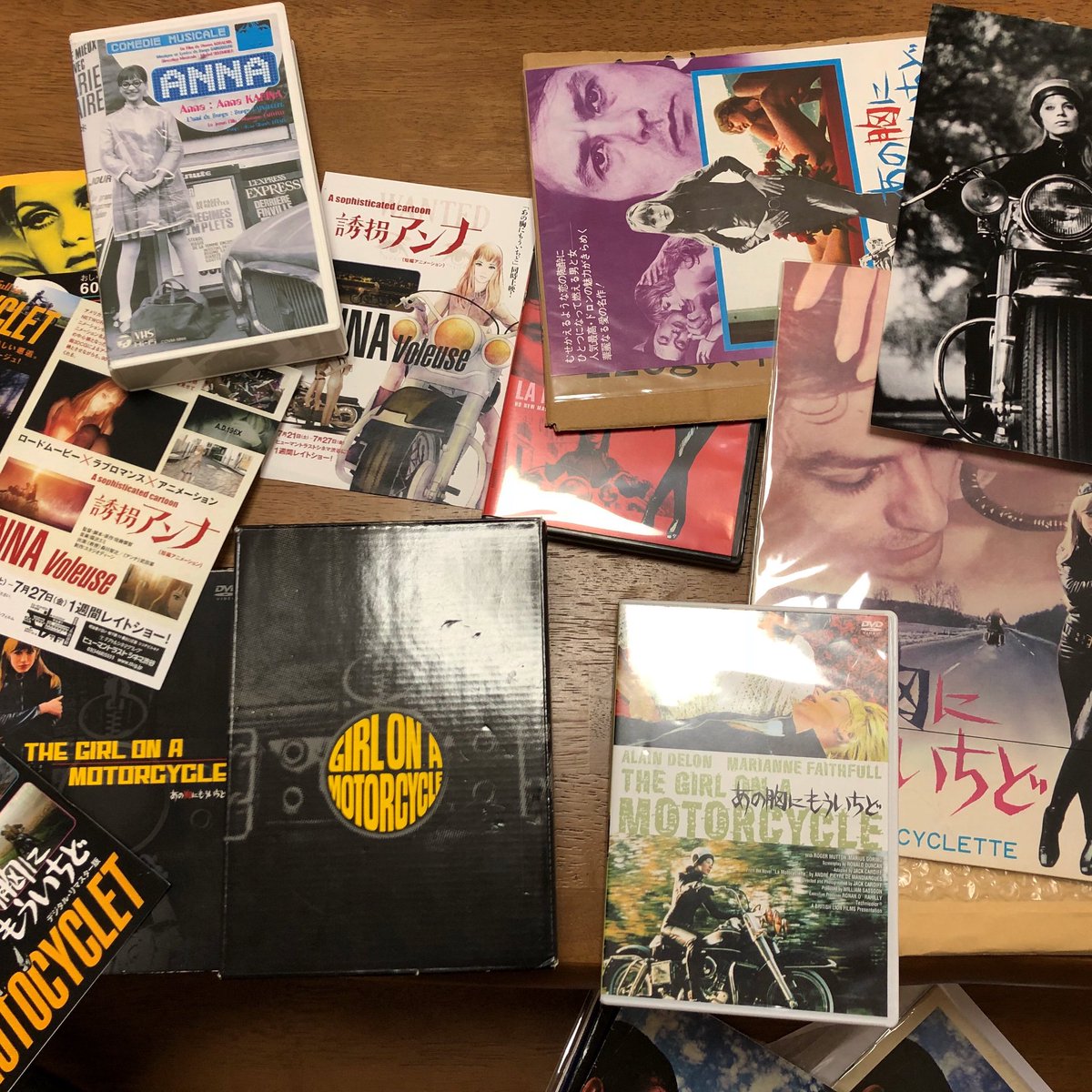 あの胸にもういちど デジタル リマスター版 同時上映 誘拐アンナ 公式 On Twitter あの胸にもういちど 誘拐アンナ Dvd Boxと単体版 Bd Dvd のジャケットデザインは近日発表 誘拐アンナ Anna あの胸にもういちど 佐藤懐智 武田華 デザイン 森川