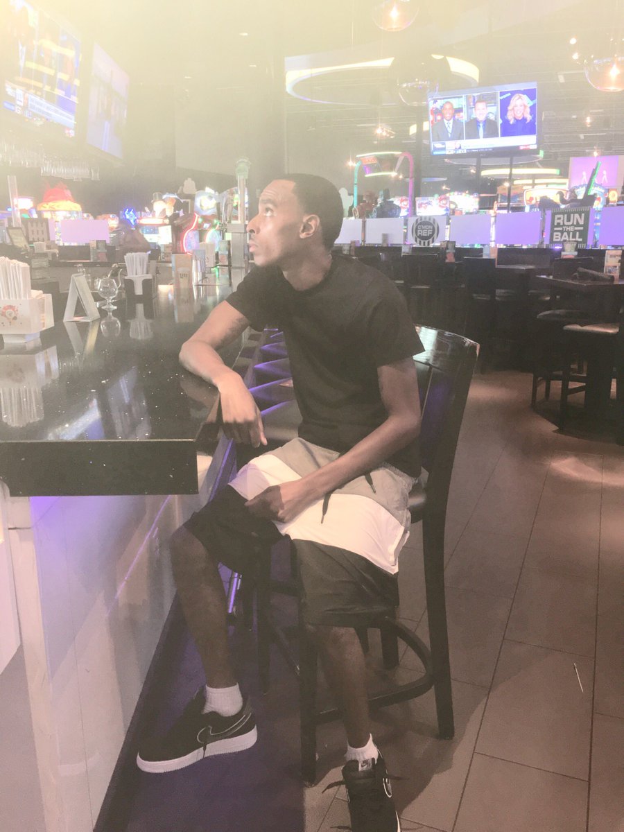 CoMan601's tweet photo. I’m Dodging whomever that’s planning on  Sabotaging...by keeping the plan to myself in my Brain Im Massaging🧠...💰🚛💨 https://t.co/ixky3AQrLS