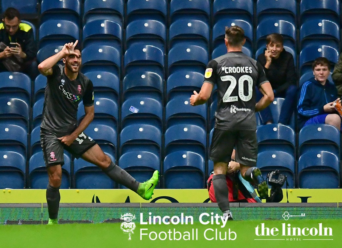 LincolnCity_FC's tweet photo. There's only one way to celebrate your first goal in professional football!
#UpAllNightToGetLuque #RoversImps https://t.co/MdDOoI7ux3