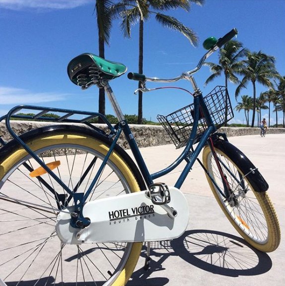 HotelVictorSoBe's tweet photo. Preferred mode of transportation for vacation π² #HotelVictor #ExploreMIA #SouthBeach | πΈ: @carnetdore https://t.co/KUlU5L4pMe
