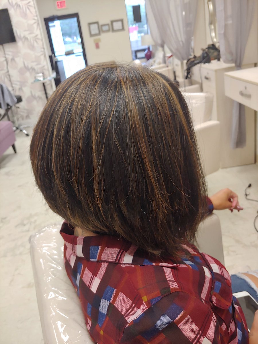 CarlieW13's tweet photo. Highlights on beautiful black hair (always forget to take a before) #hair #haircolor #color #haircut #cut #salon #studio115 #stylist #cleveland #clevelandtn #style #highlights #caramelhighlights #caramel #Bob #angledbob #longbob https://t.co/zCEMScpenm