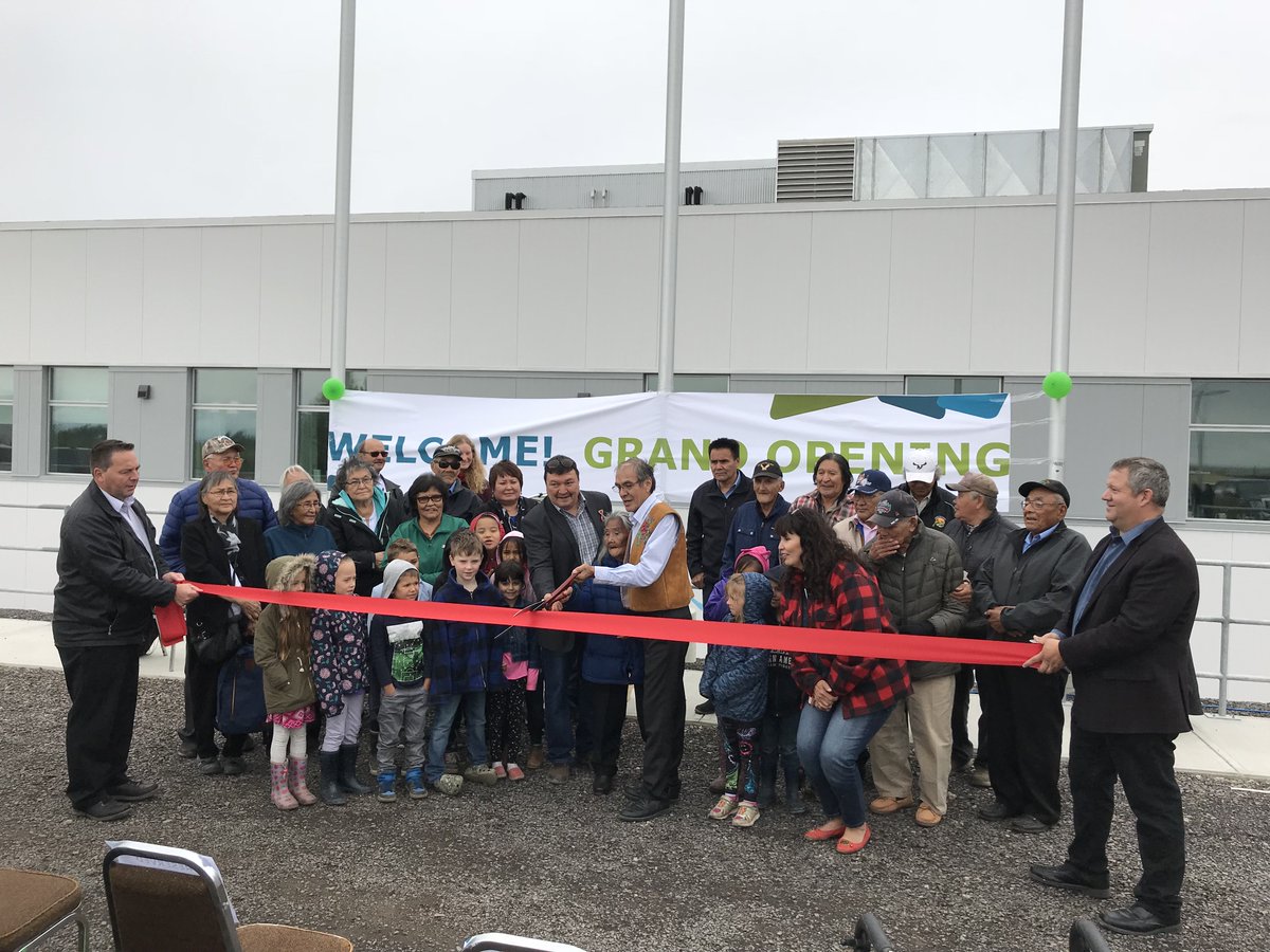 GlenAbernethy's tweet image. I was excited to be in Norman Wells with Minister Wally Schumann and MLA Danny McNeely to celebrate the Grand Opening of the new Sahtú Got'iné Regional Health and Social Services Centre  and Sahtú Dene Nechá Kǫ́ Long Term Care Facility. ow.ly/d/7T7d