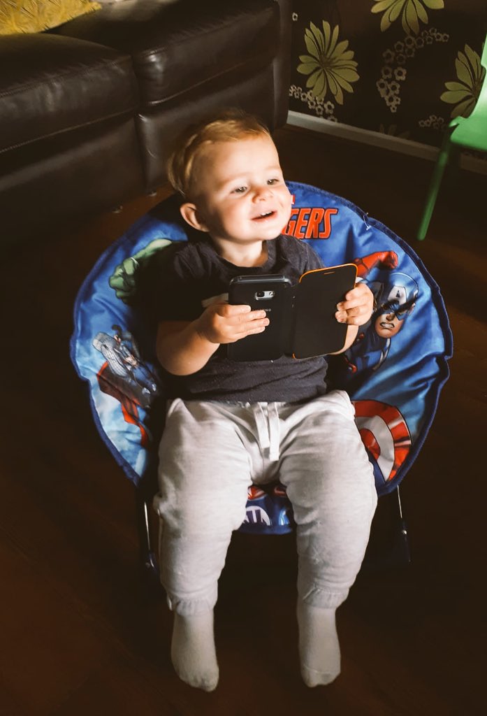 JRoythorne's tweet photo. Finley obviously showing me how to use twitter ๐ @MRoythorne #gettingdownwiththekids #imacoolmum https://t.co/rZPy9Utjsh