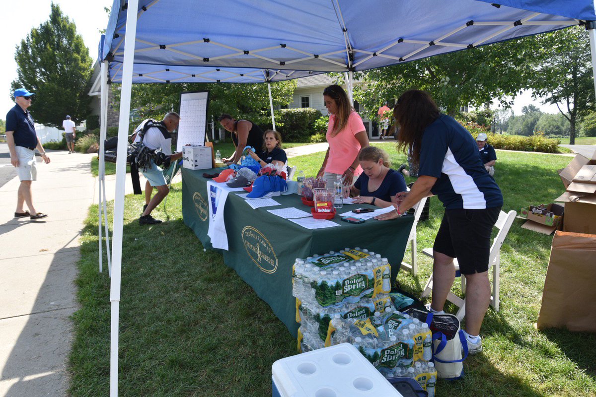 FallenPatriots's tweet photo. ⛳ The @Conspaorg Golf Tournament in Oxford, CT was a huge success today!  ⭐ CONSPA has been proud supporters of  Fallen Patriots for 5 years, providing $60,000 in donations, which equates to 10 years of college for Gold Star students.  📚🎓 We are so grateful for the support! https://t.co/5QjT1EyLbs