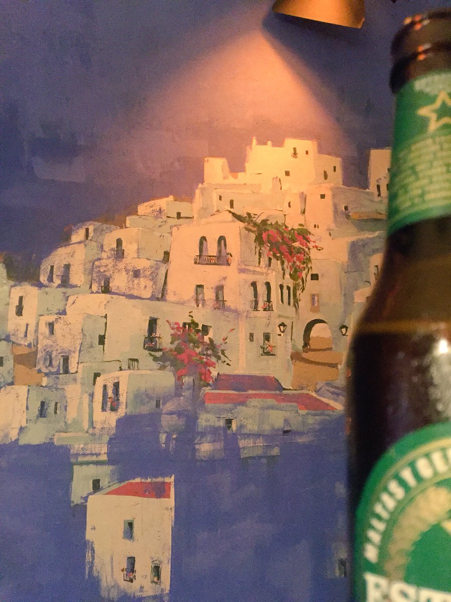 la_unzu's tweet image. Os leo así... @estrellalevante  #Mojácar #Arlequino