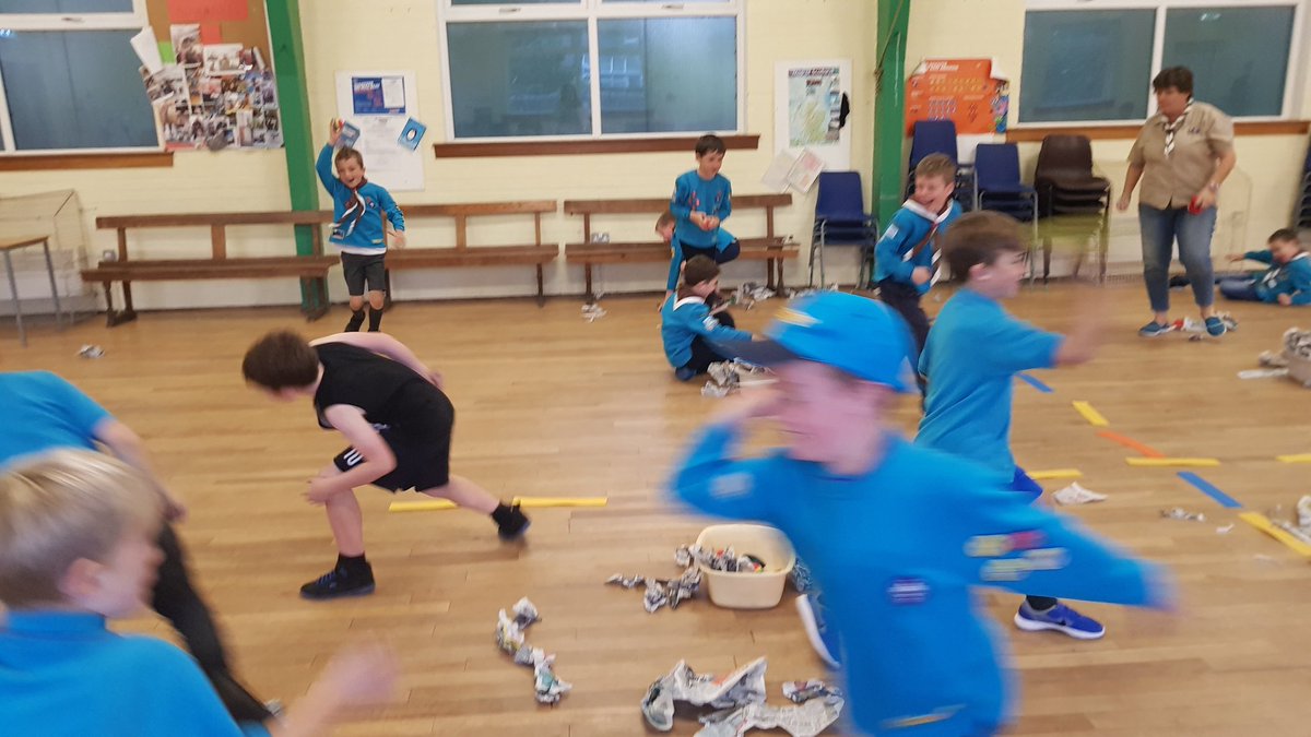 goldenacrescout's tweet image. A very silly team game? Yes please! #scouts #funandfriends #Beavers