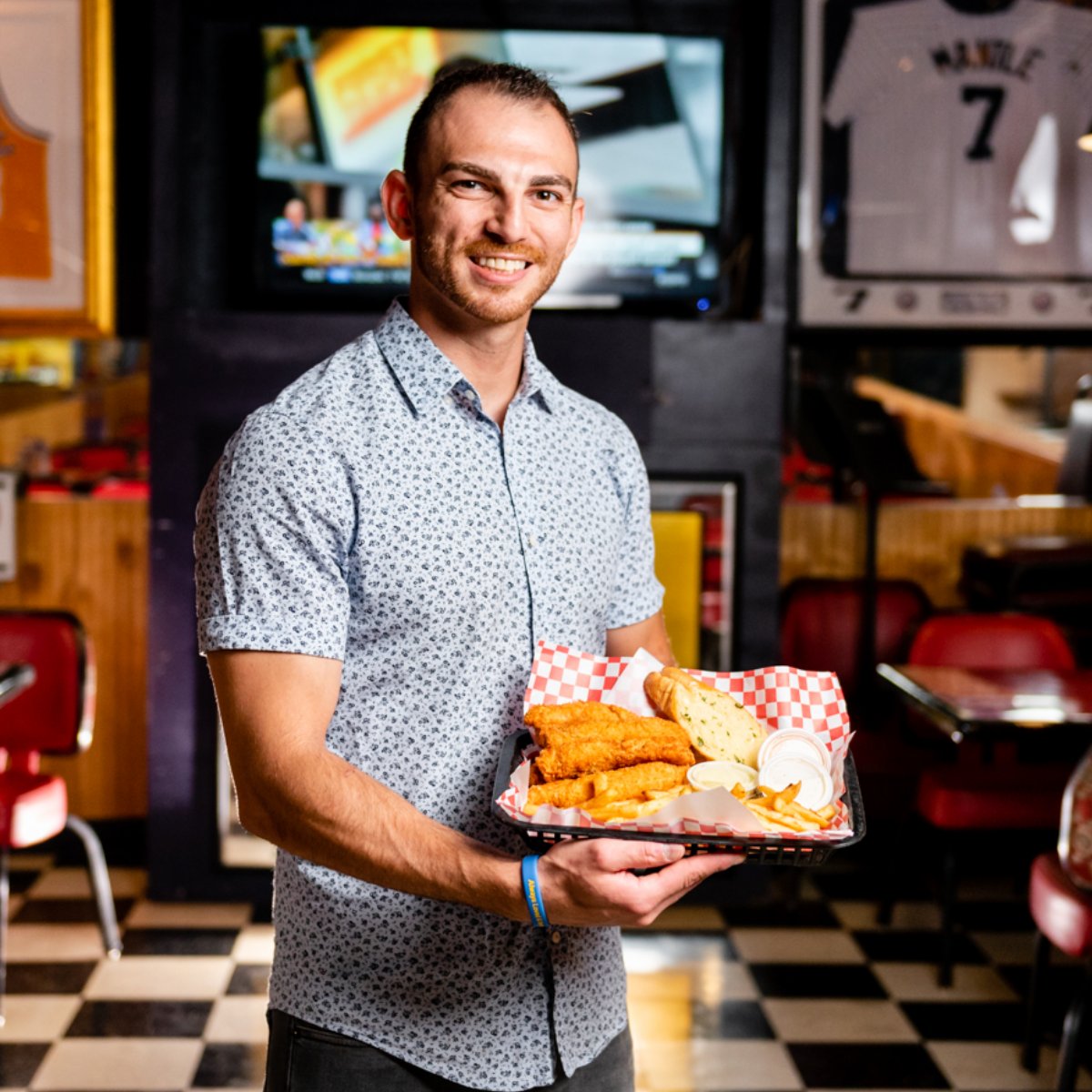 Strip N Dip Chicken Strips tweet media