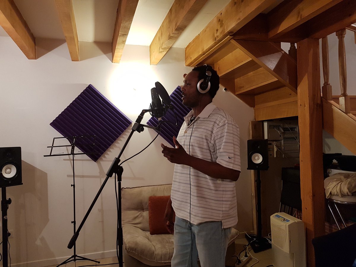 vmcstudios's tweet photo. PRODUCTIONS EN COURS CHEZ VMC STUDIOS #arrangements #enregistrements #mixage #mastering
Ecoutez nos productions sur: https://t.co/GVIqhGOPHk https://t.co/VVkNq76P4c