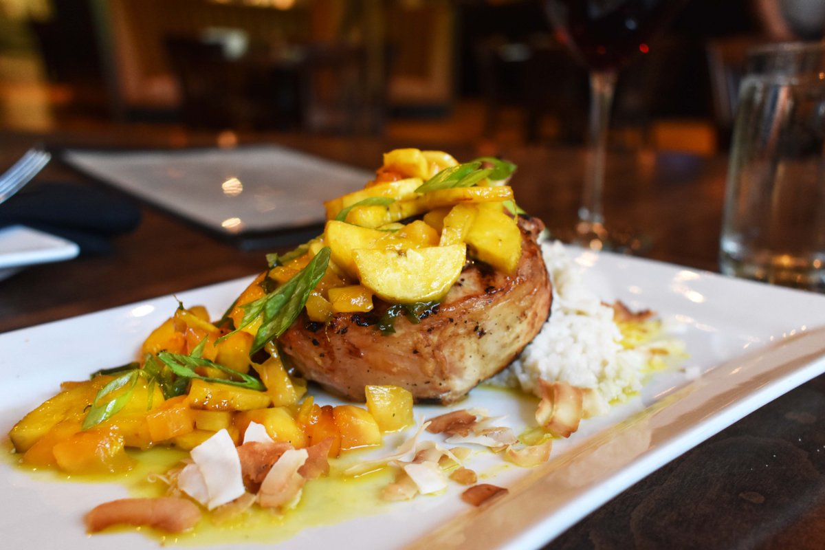 PUBLIC kitchen + bar tweet media