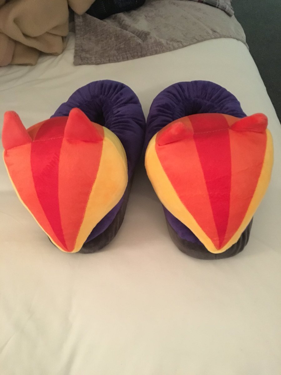 mdelaossa's tweet photo. Best swag ever at the @gitlab summit! (Slippers) #GitLabSummit https://t.co/tLFghKt7Ne