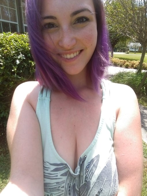 I really just want to say THANK YOU to all of you who support me. Every video, Snapchat, panty, and custom<a href="/tag/retweet"class="tags"><span>#retweet</span></a>