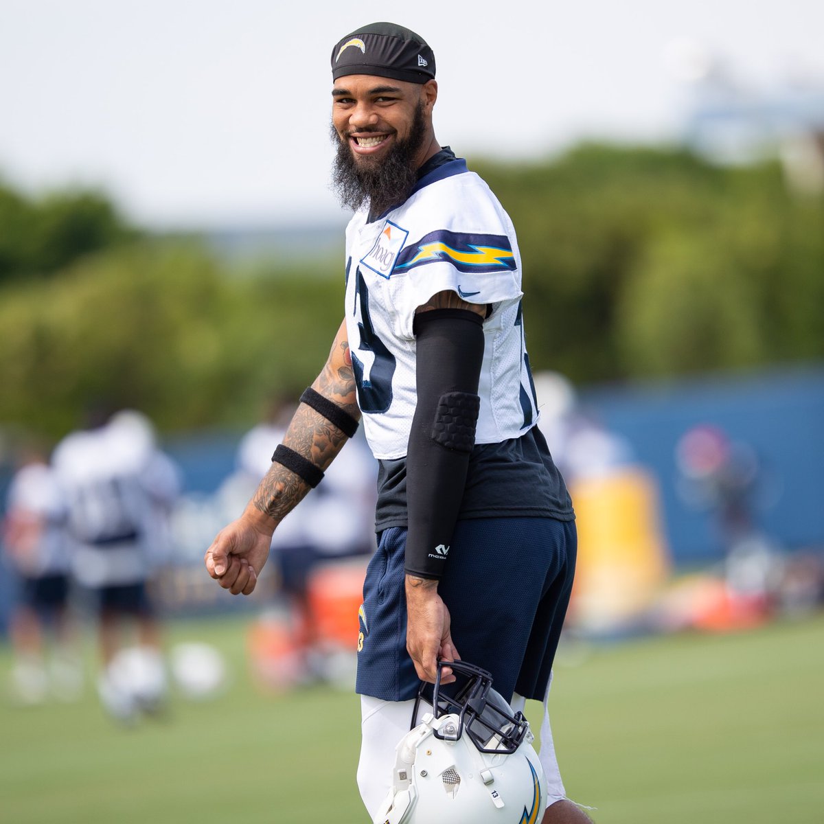 ChargersMFX's tweet photo. This man about to give #MFX Work...coming soon... RT @Chargers: 😄😄 https://t.co/4JiXK6Agq8