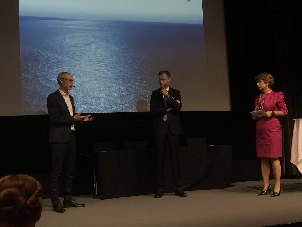 .<a href="/TeamSwedenSE/">Team Sweden</a> delivers impressive results under Sweden’s trade strategy as reported by CEO <a href="/BergYlva/">ylva berg</a> from <a href="/businesssw/">BSW</a> &amp; state sec <a href="/OscarStenstrom/">Oscar Stenström</a>. <a href="/svenaringsliv/">Svenskt Näringsliv</a> ‘s  chairman Fredrik Persson stresses importance of trade promotion at <a href="/SweMFA/">Swedish Ministry for Foreign Affairs</a> ‘s ambassadors’ meeting in #Stockholm.