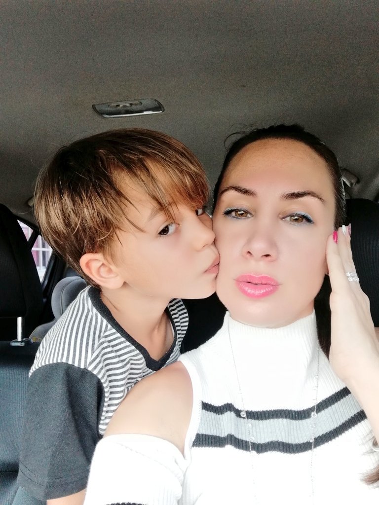 carollo_leticia's tweet photo. Mi hijo mi amor mi vida por el he luchado por el seguiré luchando https://t.co/8AQc7RC2fy