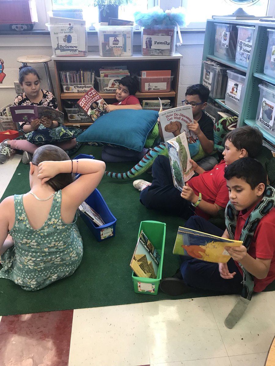 Advanced Academics @CES tweet media