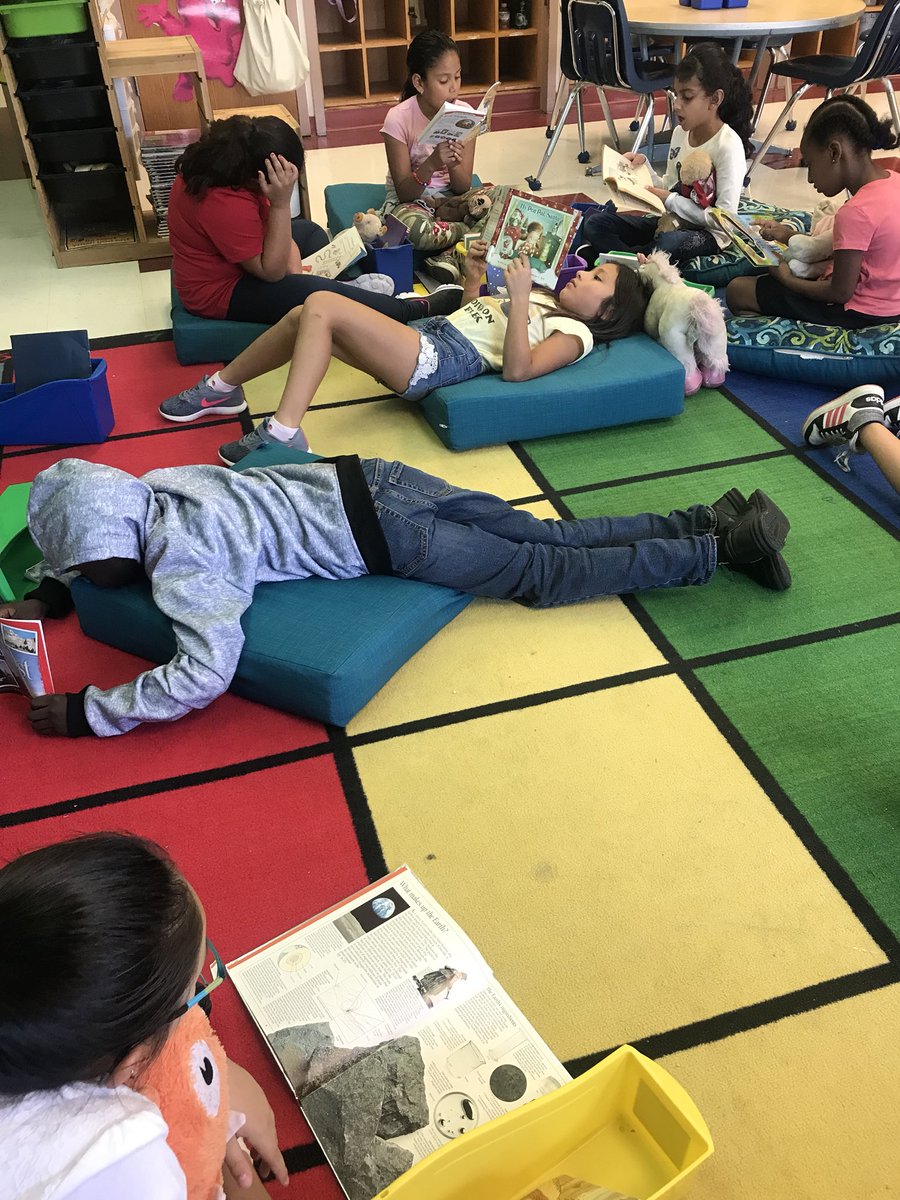 Advanced Academics @CES tweet media