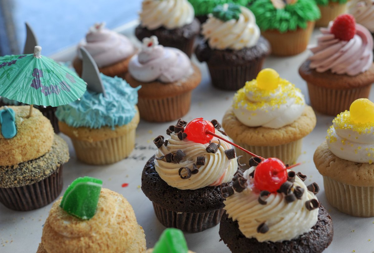 Cupcakes Actually tweet media