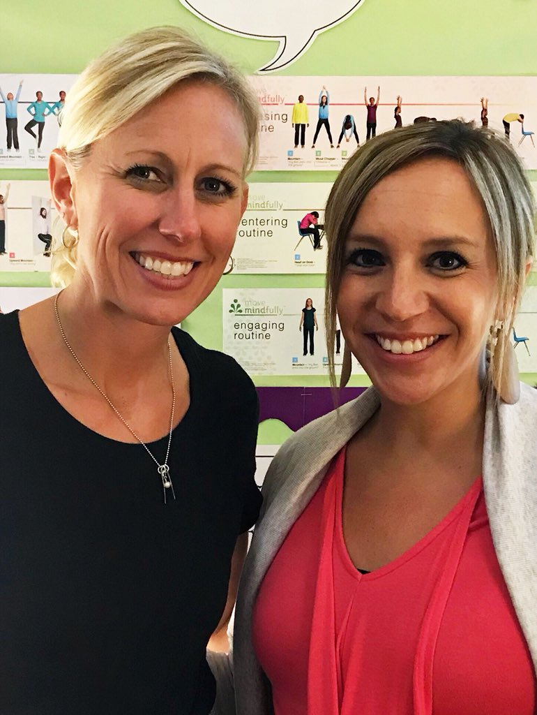 jen_simon10's tweet photo. LME school social workers are excited for another year to begin! @nicholerengel #LMEmagic #ChooseKind #MontiMagic https://t.co/ICEShKseUs