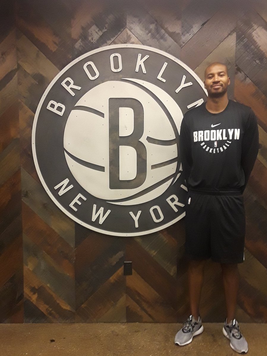 faumbasport's tweet photo. August '18 alum Ronnie Burrell. Player Development and Video Assistant for @BrooklynNets. #AnOwlFliesinBrooklyn
@FAU_Hoops #WinningInParadise https://t.co/I4hKjZHDss