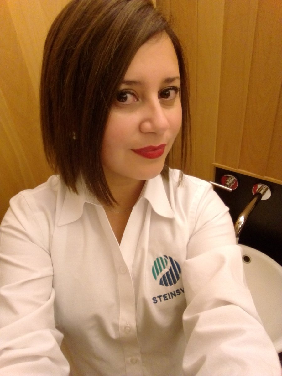 catalan_andrea's tweet photo. Por fin termino la feria de #Multiexport #PuertoVaras https://t.co/rCAuqSO9Wf
